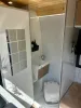 alquiler-de-autocaravana-en-ibiza-con-ducha-wc-y-agua-caliente.webp