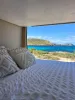 cama-matrimonio-caravana-alquiler-en-ibiza.webp