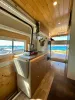 cocina-de-furgoneta-camperizada-para-familia-en-ibiza.webp